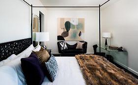 121 Hotel